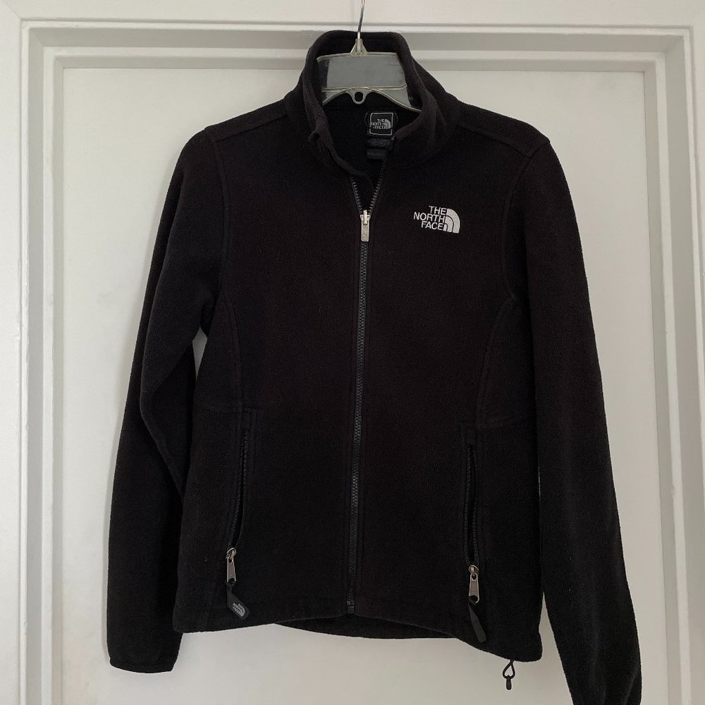 Black Fleece North Face jacket